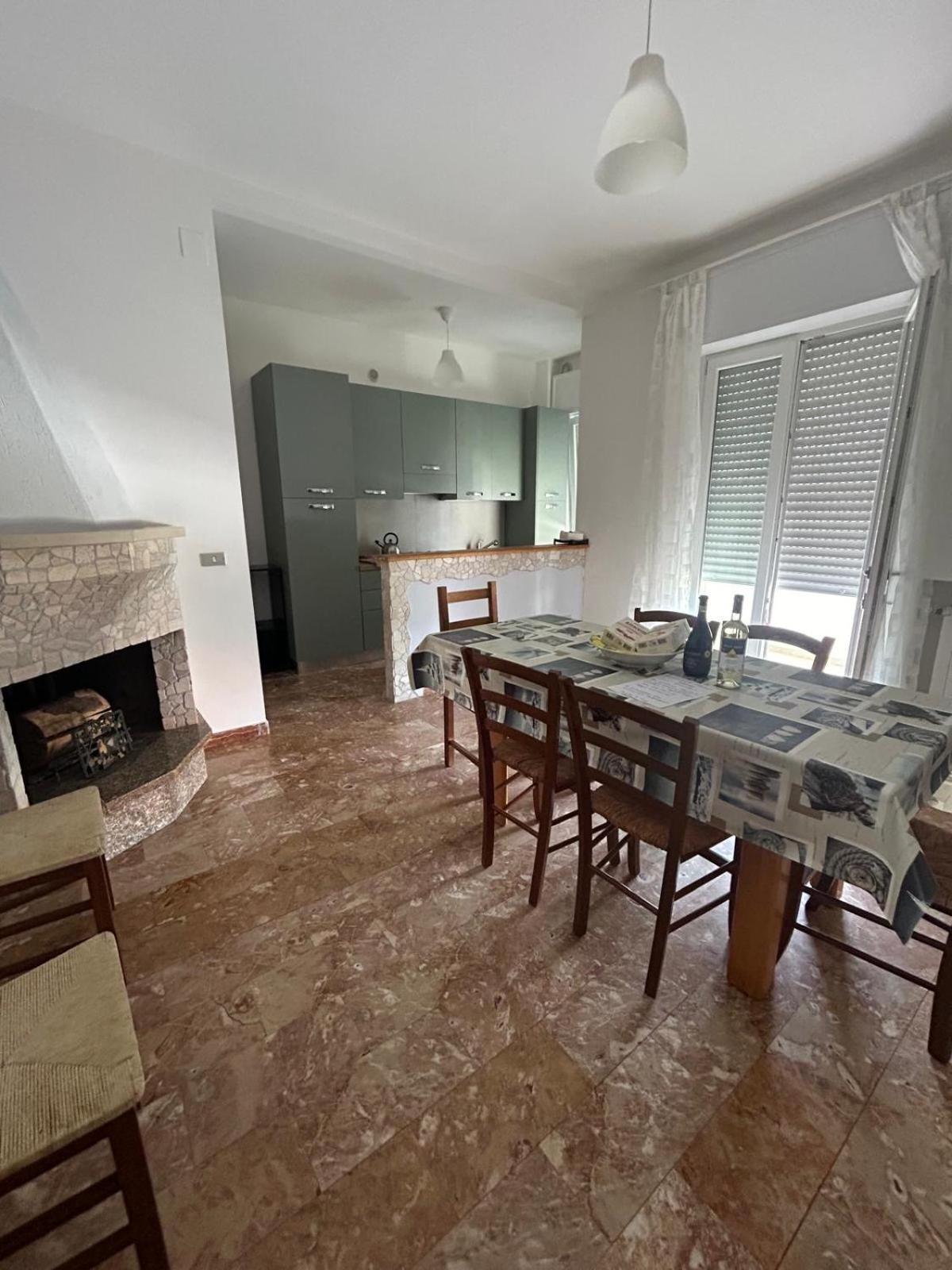 Appartamento Casa Vacanze Montesilvano Luaran gambar